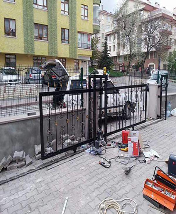 Ankara Ferforje Yana Kayar Bahçe Kapısı